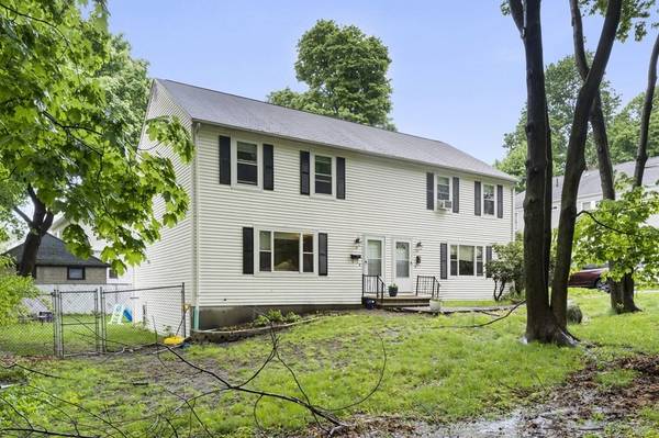 27 Garden St, North Andover, MA 01845