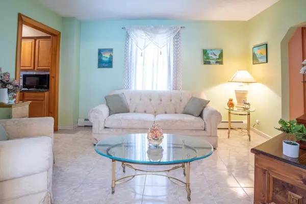 Lynn, MA 01902,28 Archer St