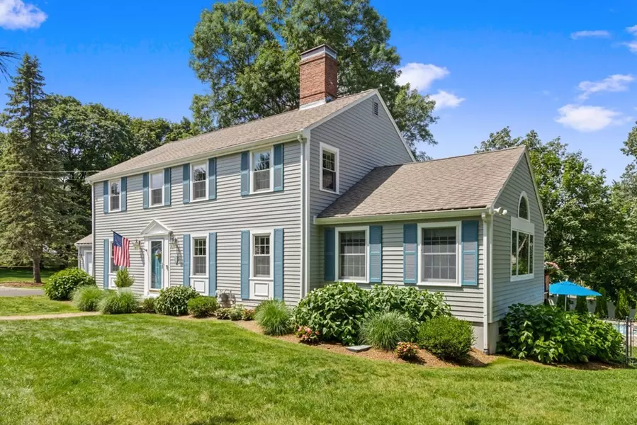 155 Lowell Street, Lynnfield, MA 01940