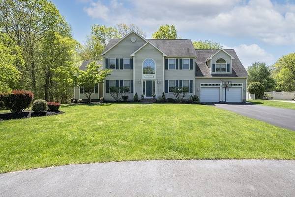 49 Forest Edge Rd, Easton, MA 02375