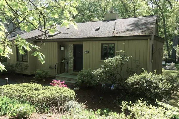 Lincoln, MA 01773,241 Aspen Cir #241