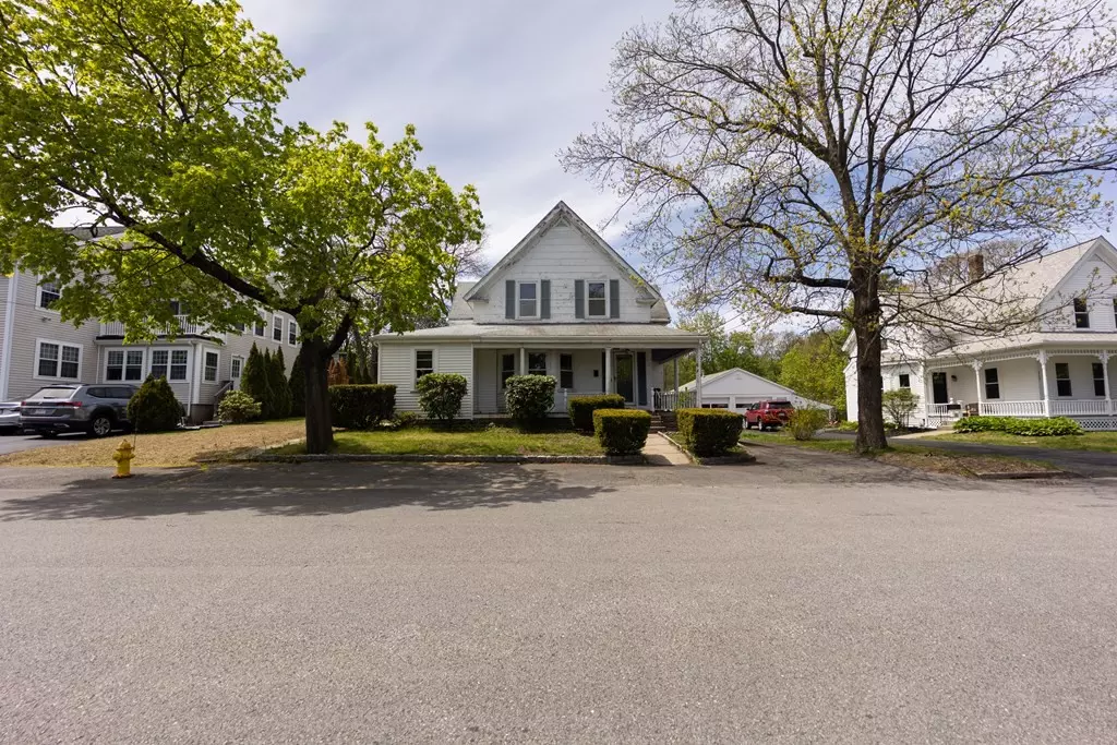 Abington, MA 02351,106 Temple St