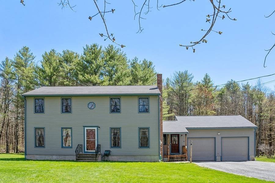 20 Rhodes Rd, Princeton, MA 01541