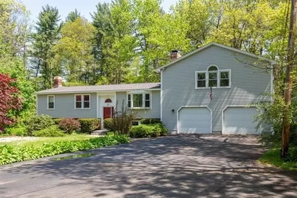 47 Horseshoe Road, Windham, NH 03087