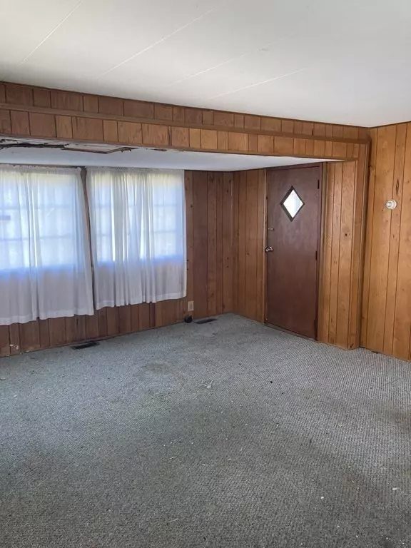 Wareham, MA 02538,2900 Cranberry Highway #26