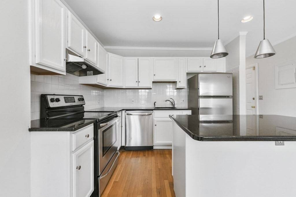 Boston, MA 02118,441 Shawmut Ave #3
