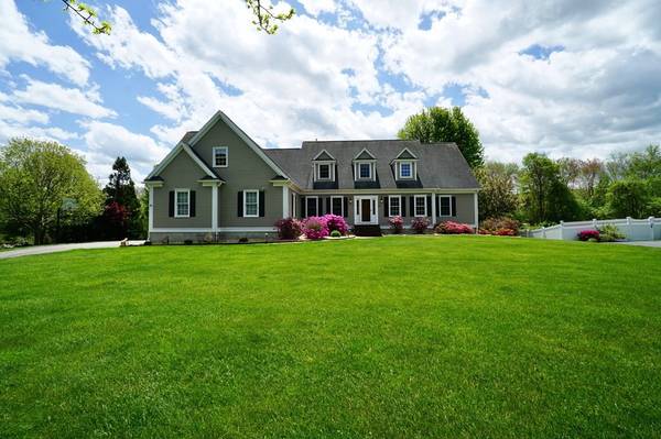 50 Fox Run,  Wrentham,  MA 02093