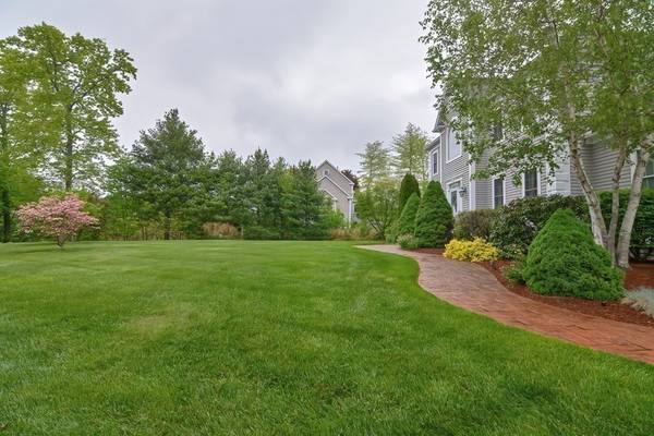 Holliston, MA 01746,145 Morgans Way