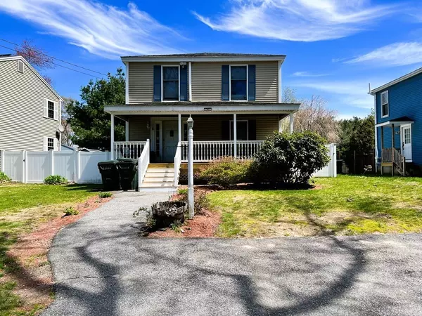 16 Colonial Rd, Webster, MA 01570