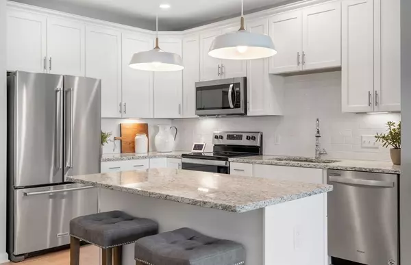 1403 Peters Farm Way #403, Westborough, MA 01581