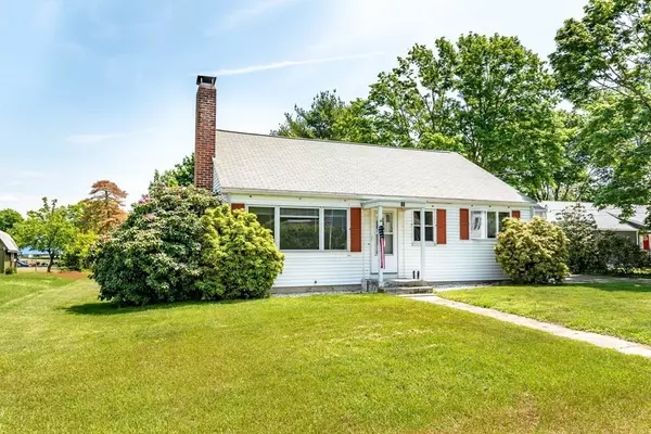 66 Gardner Ave, Attleboro, MA 02703