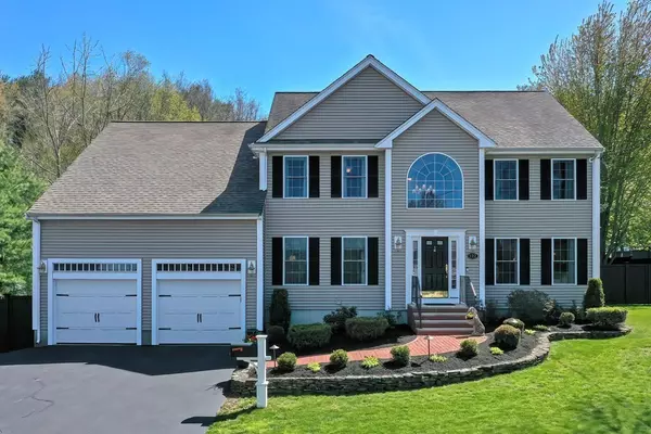 122 Mylod St, Norwood, MA 02062