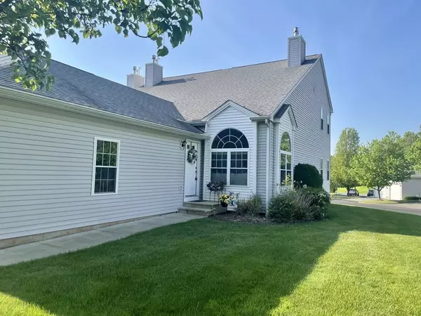 145 Brookfield Lane #145, Agawam, MA 01001