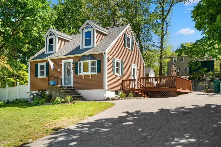 32 Fox Hill Road, Billerica, MA 01821