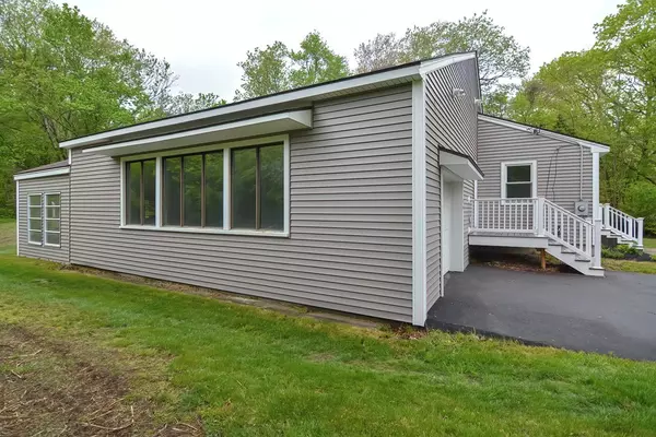 Sutton, MA 01590,54 Putnam Hill Rd