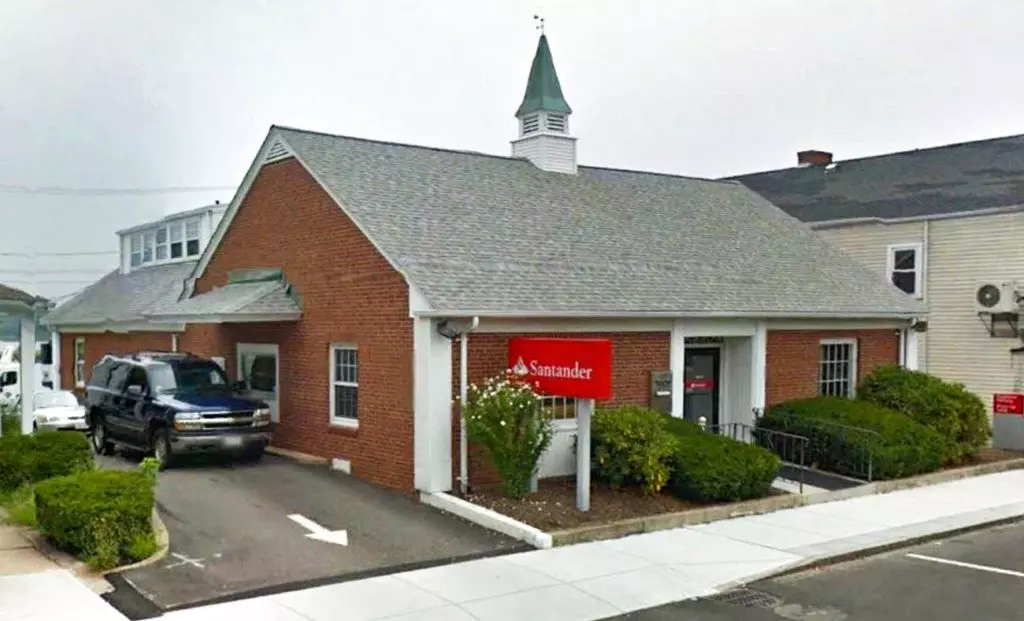 Wareham, MA 02571,261 Main St