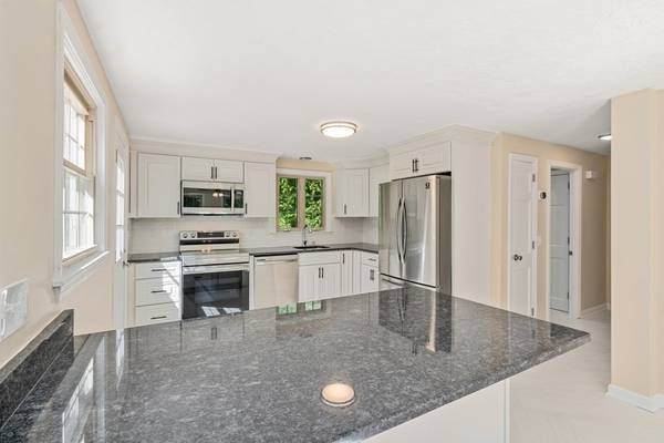 60 Lincoln Road, Sutton, MA 01590