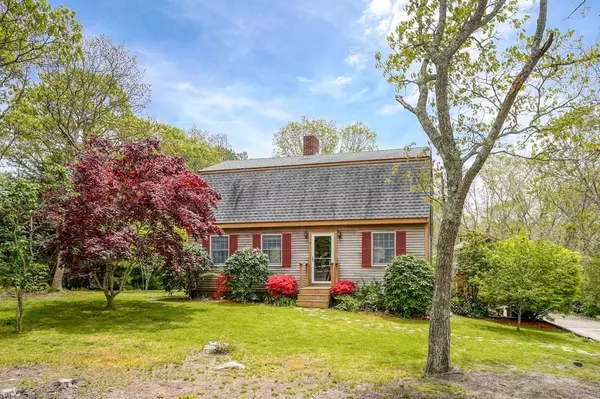 6 Robins Nest Road, Edgartown, MA 02539