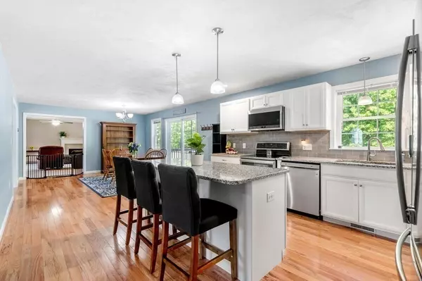 Millbury, MA 01527,7 Irene Ct