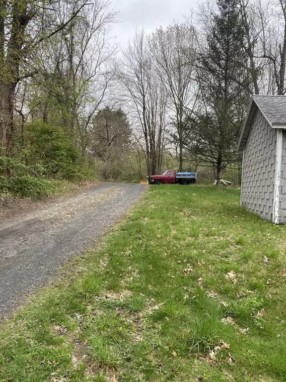 Agawam, MA 01001,960 Springfield