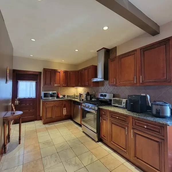 6-8 Townsend, Malden, MA 02148