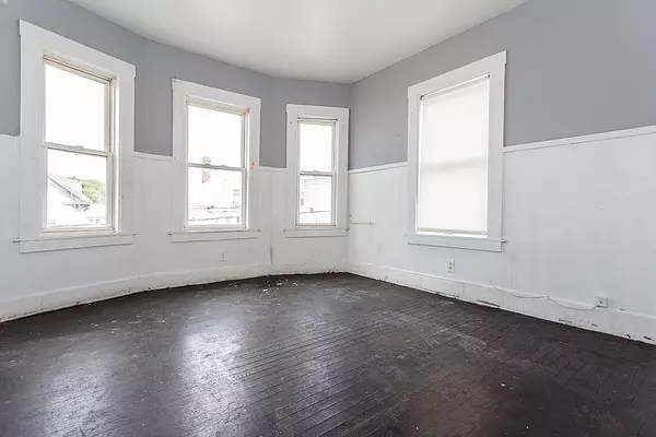 Lynn, MA 01904,242 Boston Street