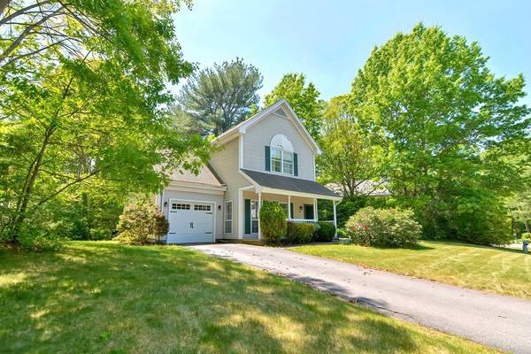 8 Howe Lane, Foxboro, MA 02035