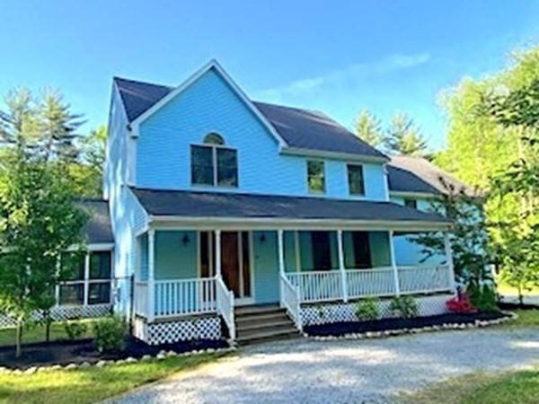 43 Walnut St, Upton, MA 01568