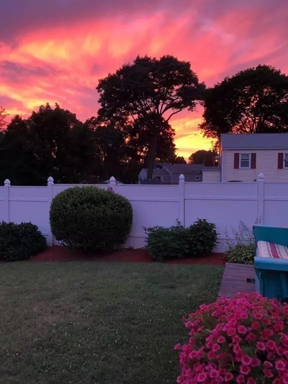 Saugus, MA 01906,3 Fabens St
