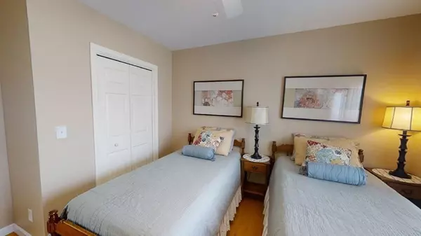 Dennis, MA 02639,30 Depot St