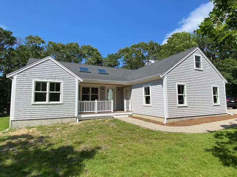 65 Fairview Ave, Eastham, MA 02642