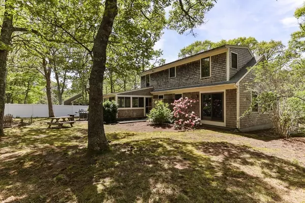 955 Harwich Rd, Brewster, MA 02631