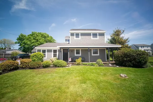 5 Harolds Lane, Middletown, RI 02842