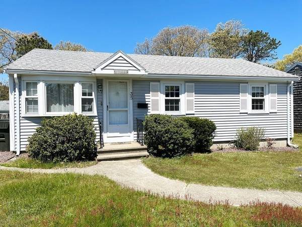 35 Maine Ave, Yarmouth, MA 02673