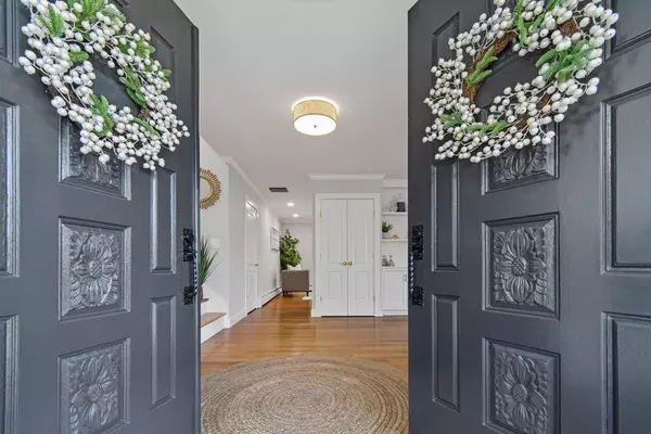 Yarmouth, MA 02673,51 Tanglewood Dr