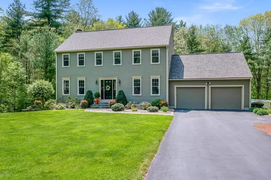 31 Maureen Way, Millville, MA 01529