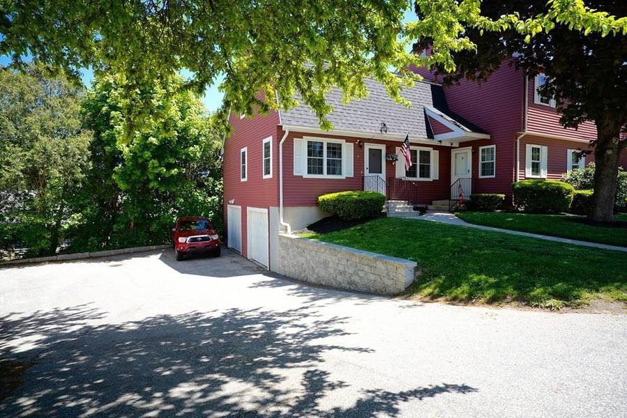 8 Pamela Lane #8, Amesbury, MA 01913