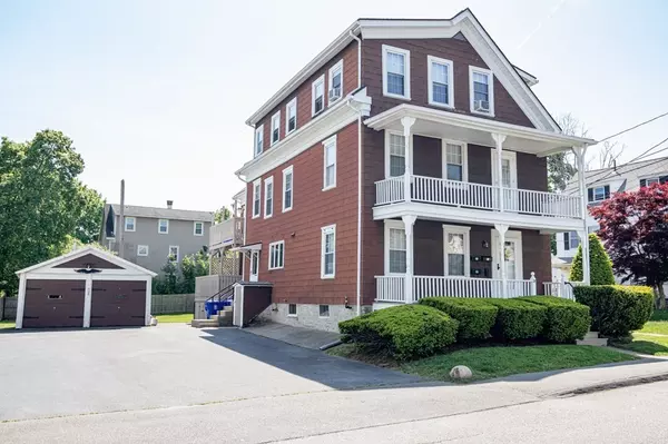 27 Grant St, Taunton, MA 02780