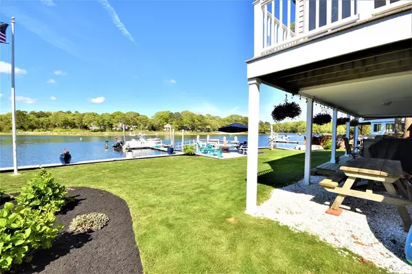 Wareham, MA 02571,65 Edgewater Dr