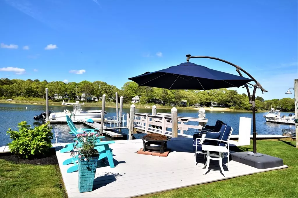 Wareham, MA 02571,65 Edgewater Dr