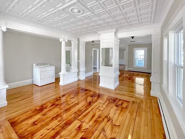 Nashua, NH 03064,137-139 Tolles St.