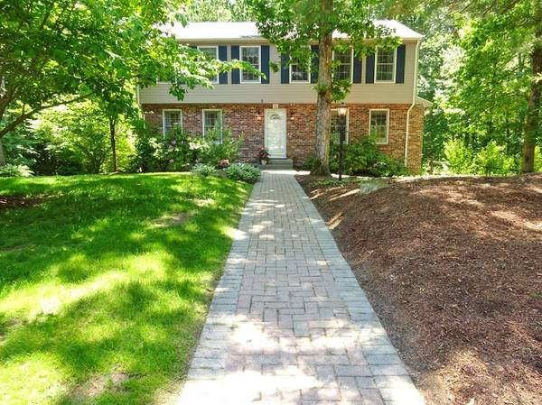 34 Alexander Road, Hopkinton, MA 01748