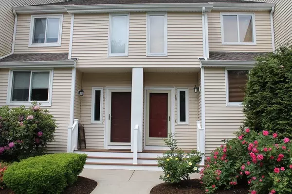 16 Gaslight Ln #16, Easton, MA 02356