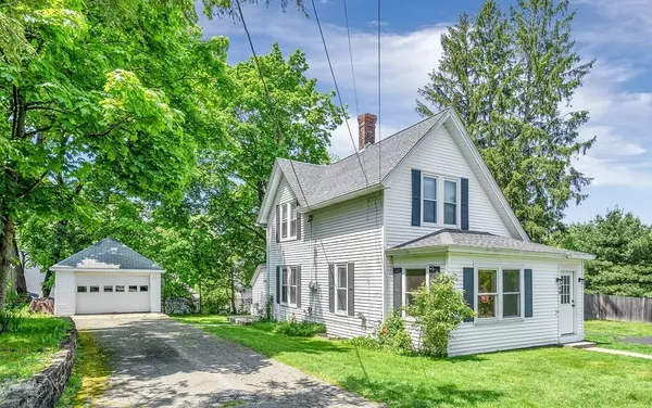 8-10 Crest Street, Concord, MA 01742