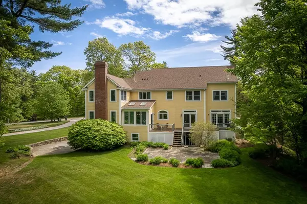 Wenham, MA 01984,6 Charles Davis Dr