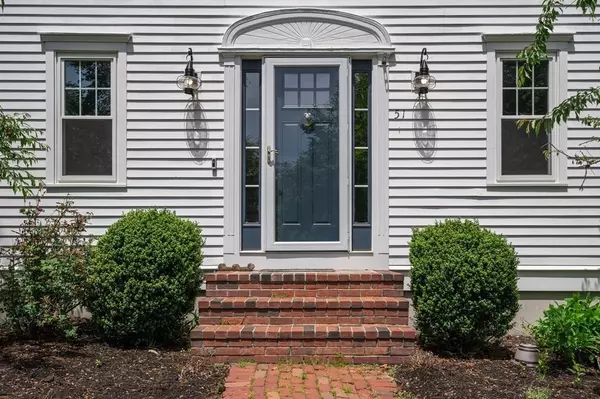 Cohasset, MA 02025,51 Red Fox Ln