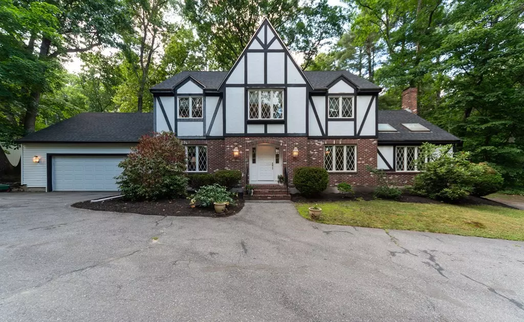 Southborough, MA 01772,50 Oregon Rd