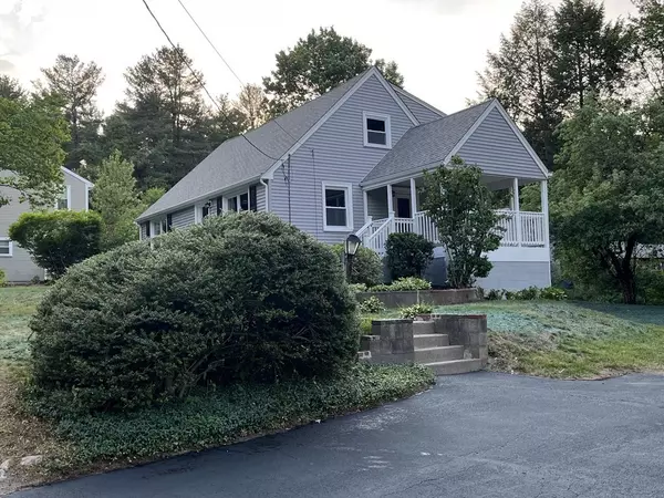 Holliston, MA 01746,20 Maple St