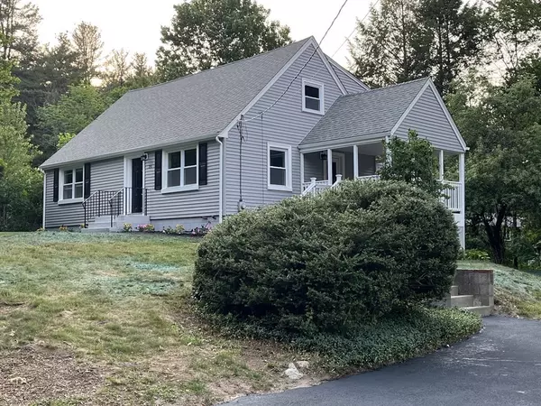 Holliston, MA 01746,20 Maple St