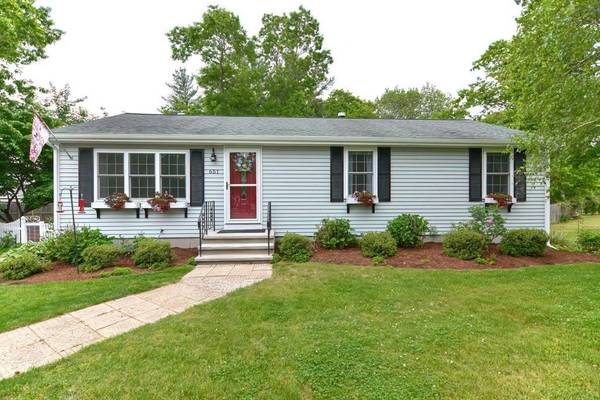 651 Seekell Street, Taunton, MA 02718